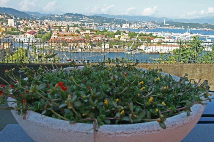 La Finestra Sul Golfo Affittacamere La Spezia Eksteriør bilde